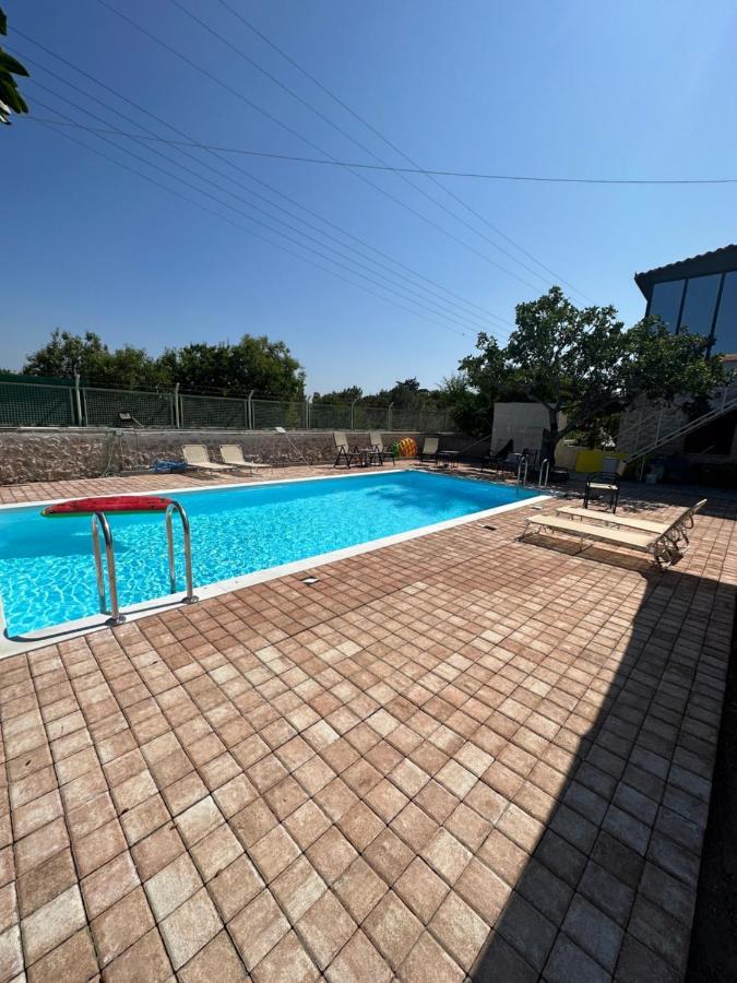 Solmar Aegina With Private Pool - Jacuzzi Apartment Khloi Bagian luar foto